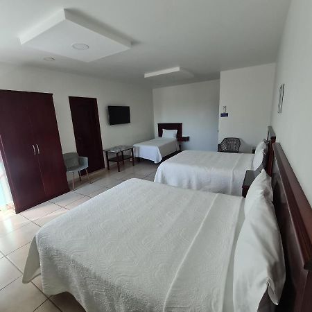 Hotel Fina Inn Ла-Барка Экстерьер фото