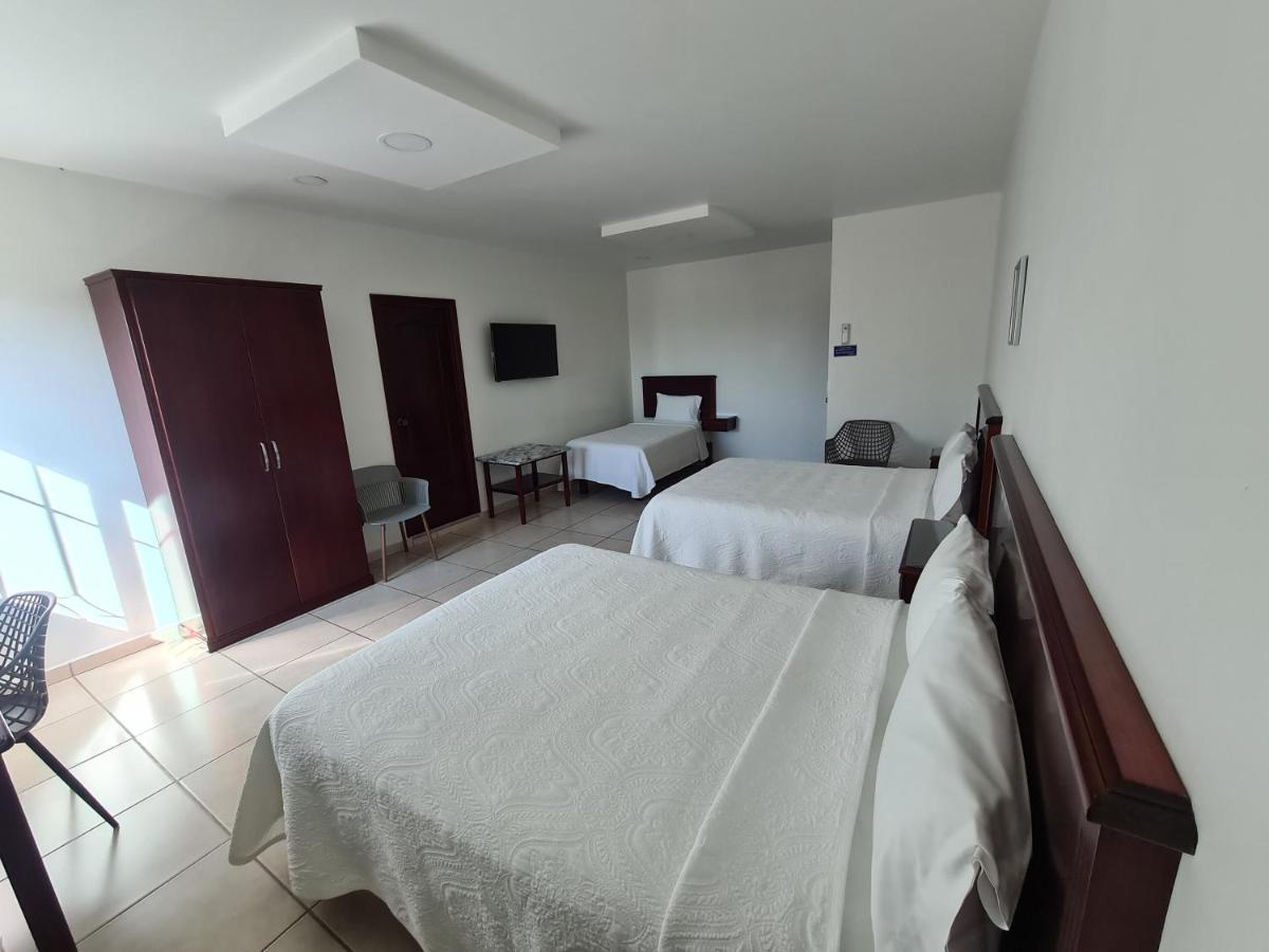 Hotel Fina Inn Ла-Барка Экстерьер фото